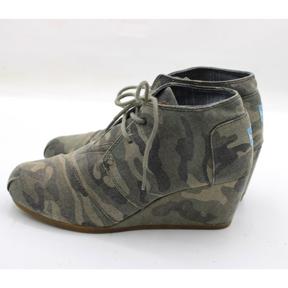 Toms Shoes Women's‎ 8.5 Camo Washed Desert Canvas Wedge Bootie - Picture 2 of 9